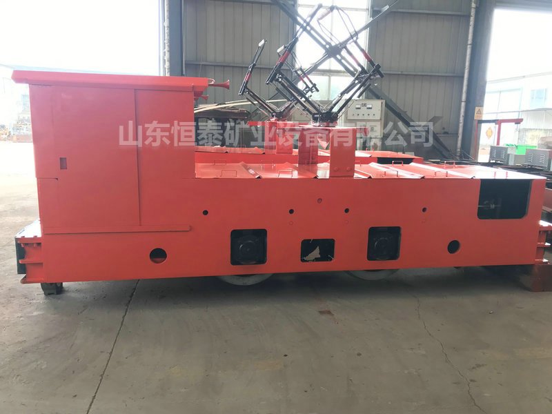 10噸架線(xiàn)式電機(jī)車(chē)